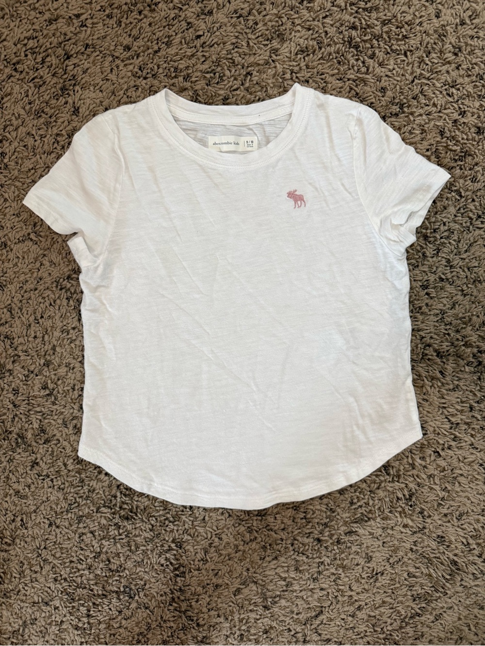 abercrombie kids White Short-Sleeve Tee with Pink Moose size 9/10